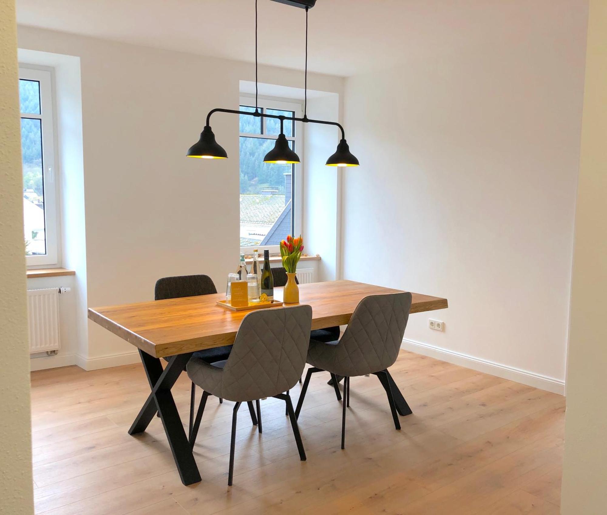 Modernes Apartement Mit Balkon In Toplage! ทราเบิน-ทราร์บาค ภายนอก รูปภาพ